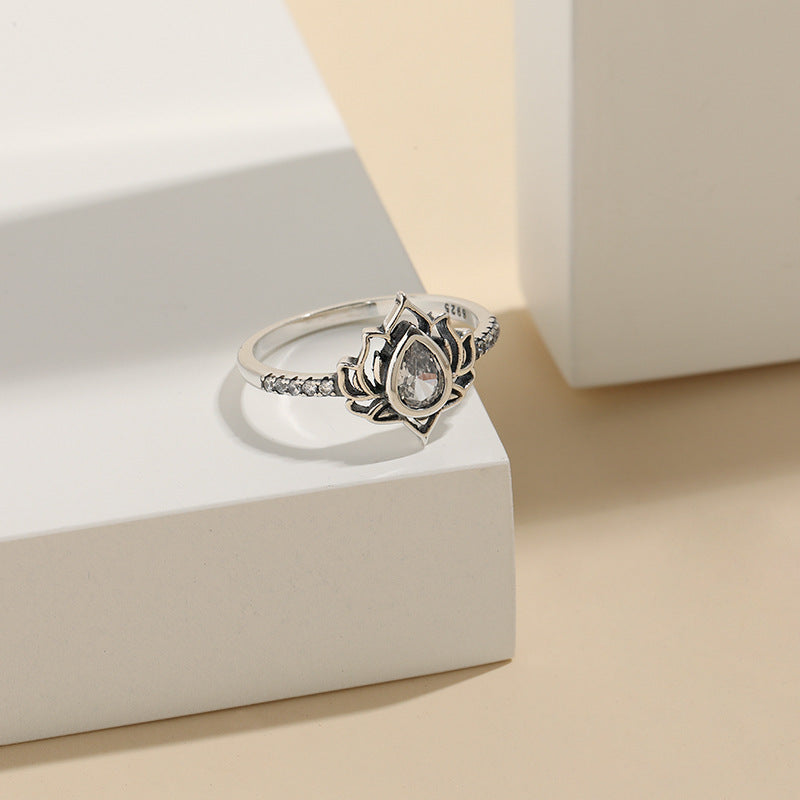 Blue Crystal Lotus Ring by Silphina