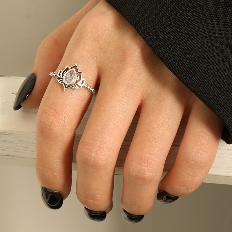 Blue Crystal Lotus Ring by Silphina