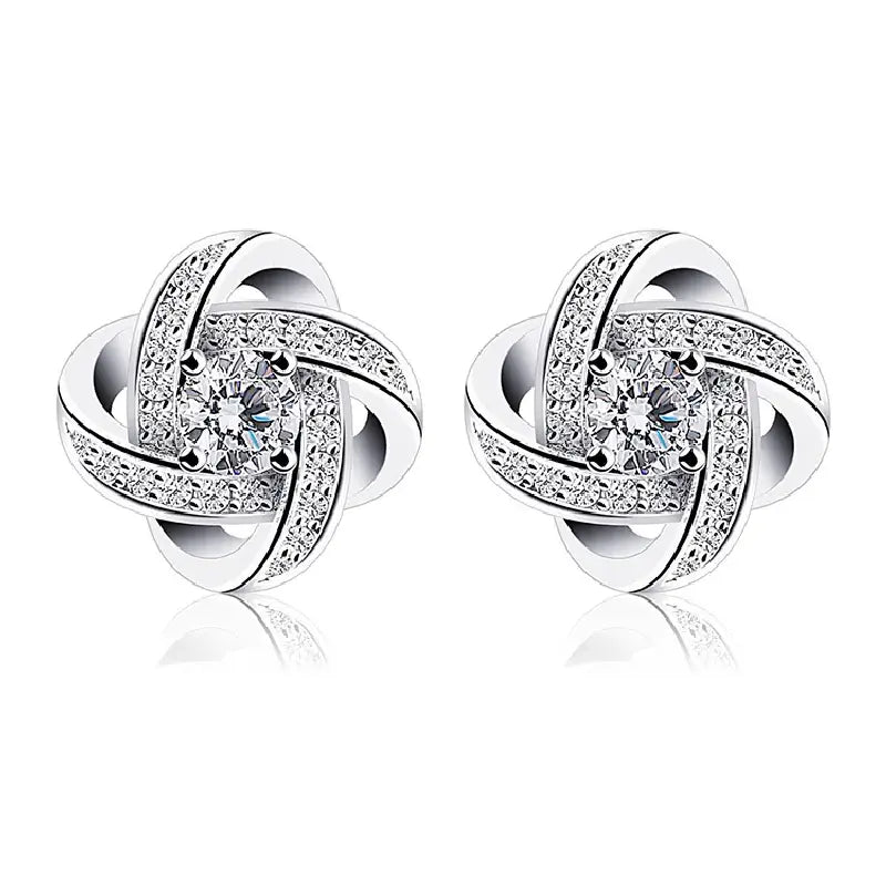 Love Knot Earrings by Silphina