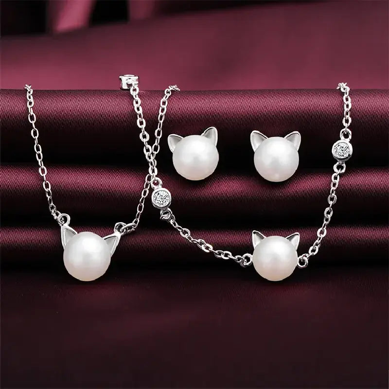 Cute Cat Pearl Necklace Set by Silphina