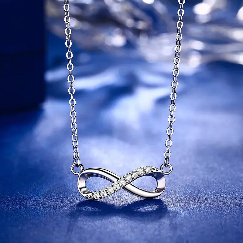 Eternity Love Necklace by Silphina