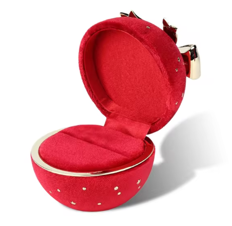 Round Christmas Ring/Earring Box by Silphina