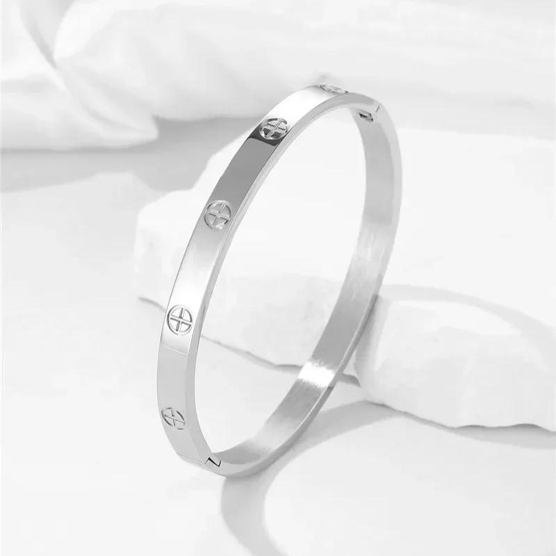 Bangle #28 by Silphina