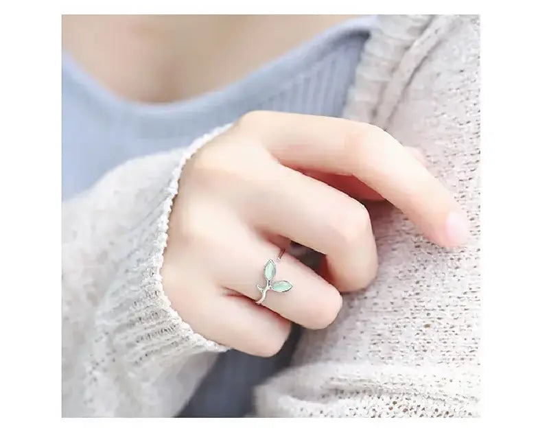 Green opal leaves Sterling Silver Ring